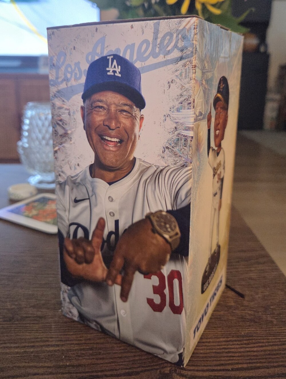 Dodgers Dave Roberts Bobblehead Sga 5/25/26 World Champions - Picture 3 of 7